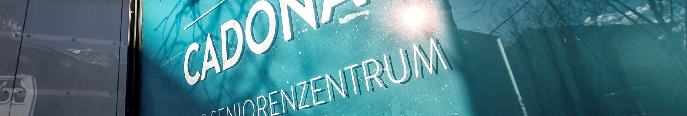 Angebote für Pflege und Betreuung können ambulant oder stationär in Anspruch genommen werden.